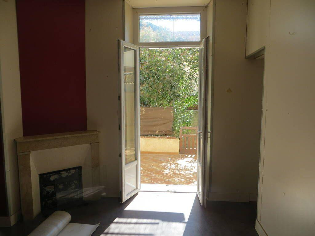 
                                                Location
                                                 Location appartement 2 pièces 50 m² Toulon