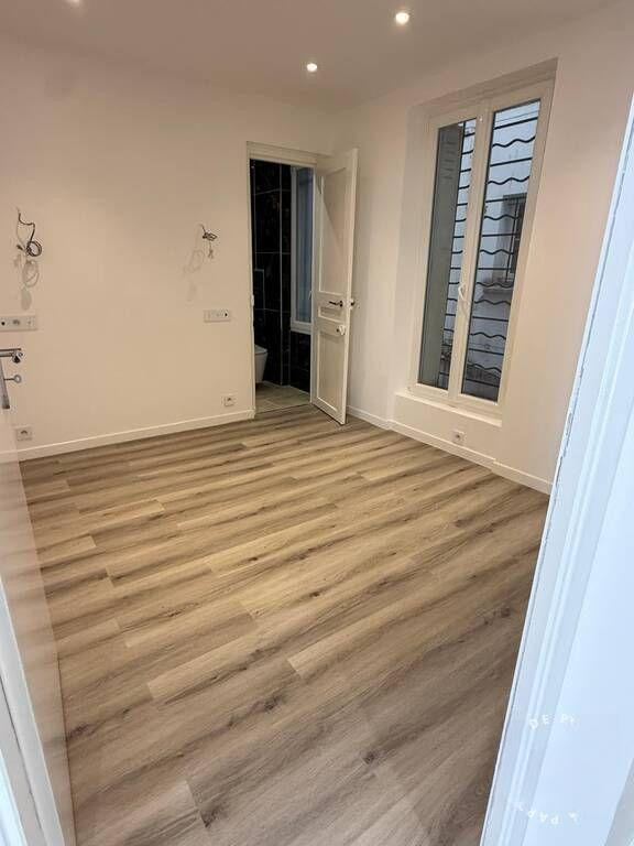 
                                                Location
                                                 Location appartement 2 pièces 51 m² Paris 18è
