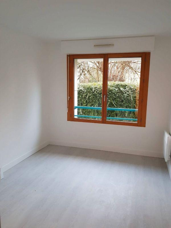 
                                                Location
                                                 Location Appartement 2 pièces