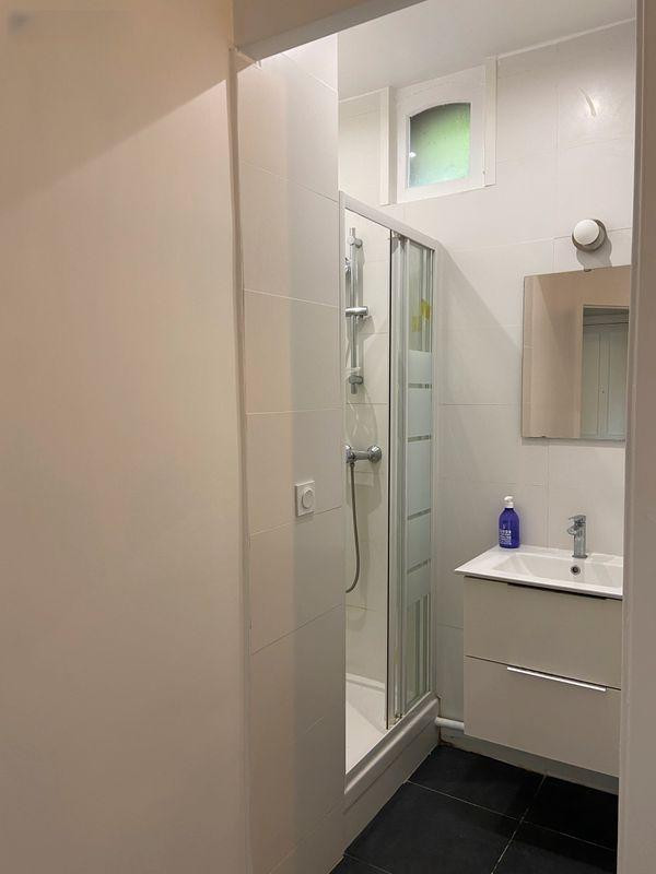 
                                                Location
                                                 Location appartement 2 pièces