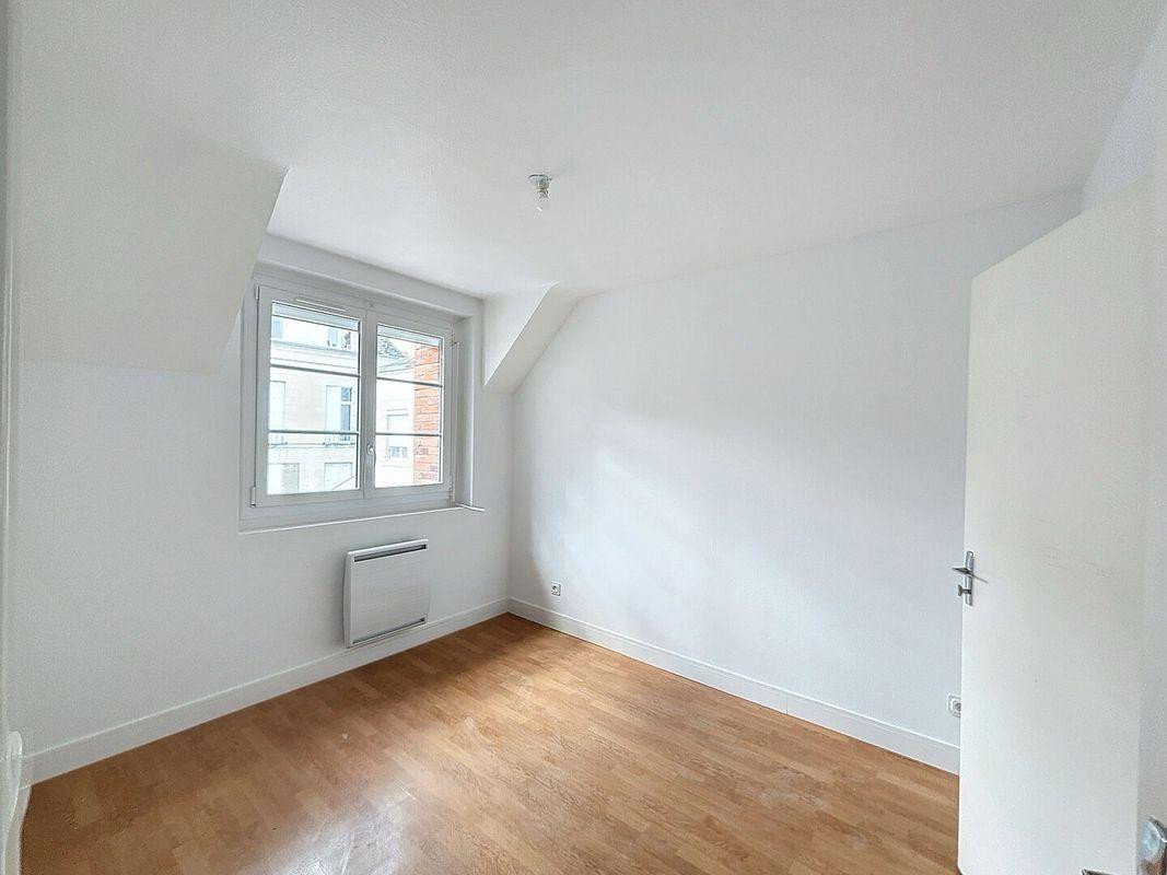 
                                                Location
                                                 Location appartement 2 pièces Orléans