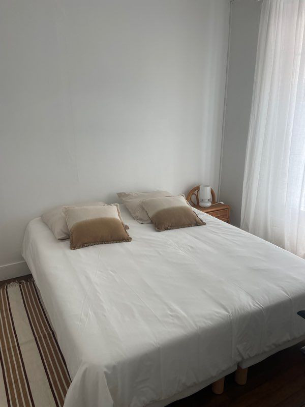 
                                                Location
                                                 Location appartement 2 pièces quartier Montmartre