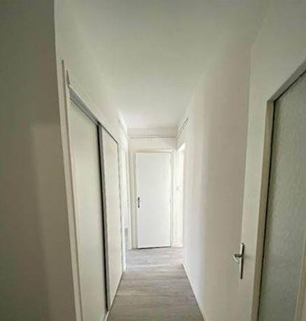 
                                                Location
                                                 Location appartement 3 pièces 62 m²
