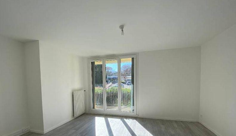 
                                                Location
                                                 Location appartement 3 pièces 62 m²