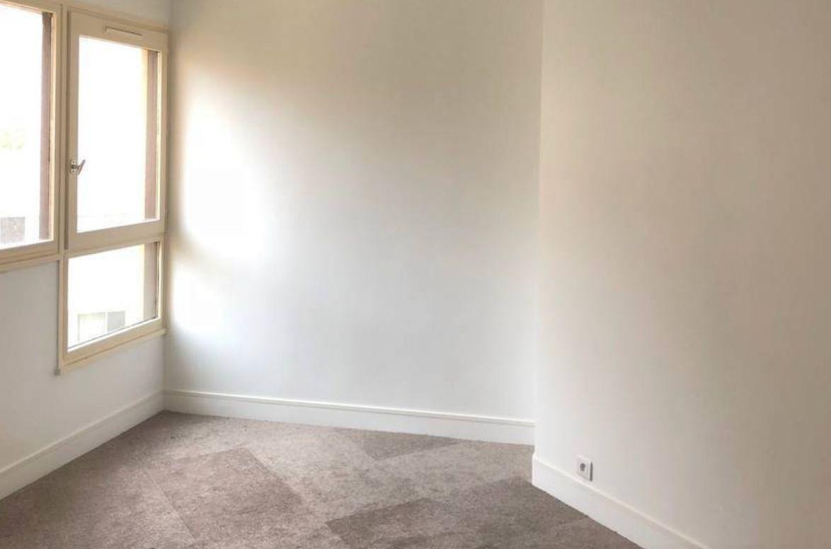 
                                                Location
                                                 Location appartement 3 pièces 74 m² Vanves (92170)