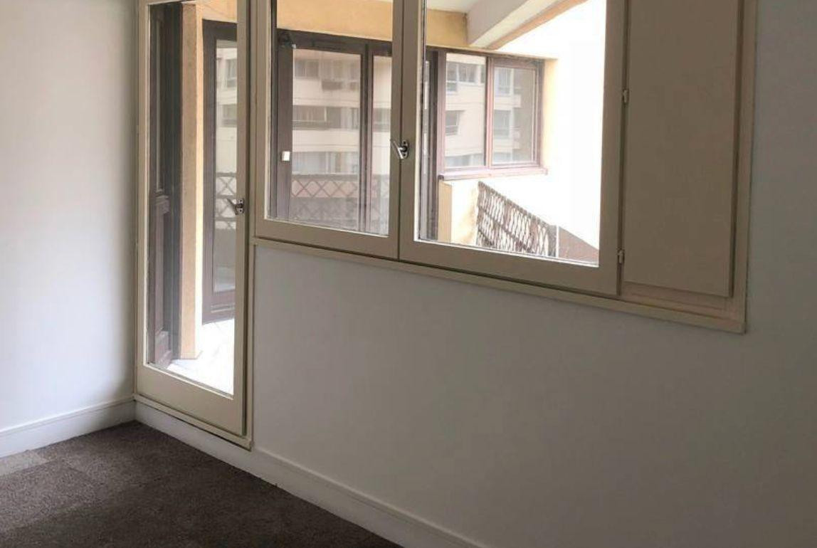
                                                Location
                                                 Location appartement 3 pièces 74 m² Vanves (92170)