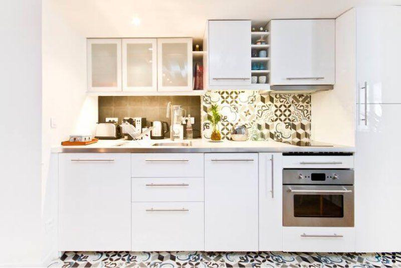 
                                                Location
                                                 Location appartement Canal St Martin 43m2