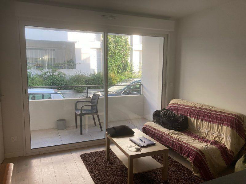 
                                                Location
                                                 Location appartement de type 2