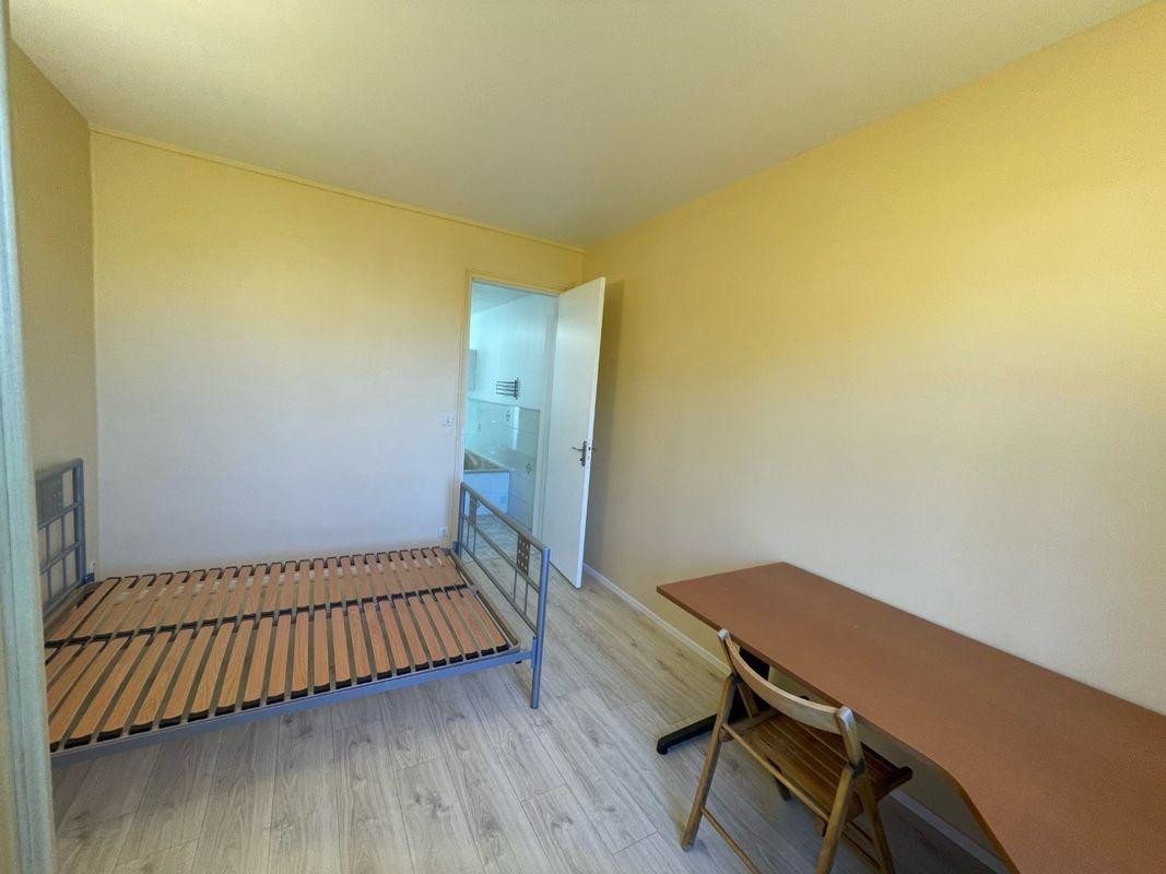 
                                                Location
                                                 Location appartement F2