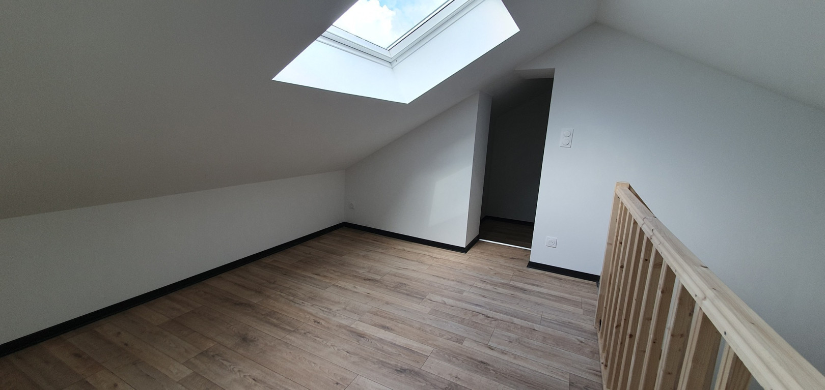 
                                                Location
                                                 LOCATION - APPARTEMENT - FOURMIES📍