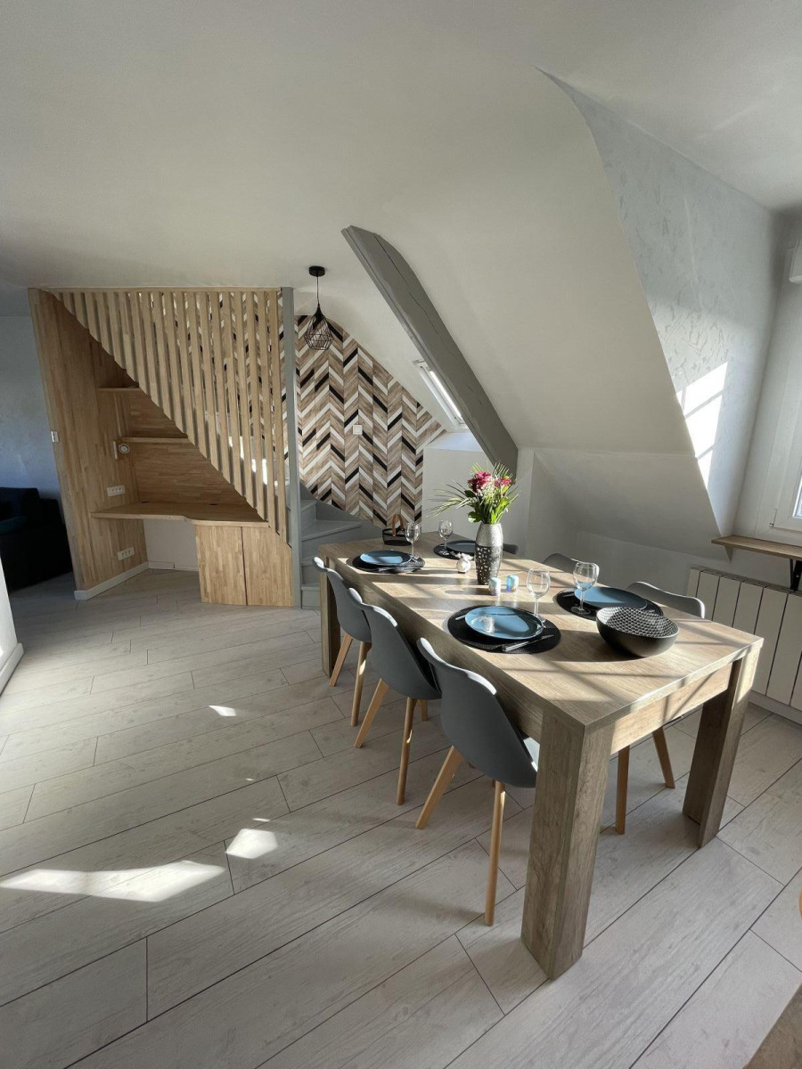 
                                                Location
                                                 LOCATION APPARTEMENT MEUBLE CARNAC