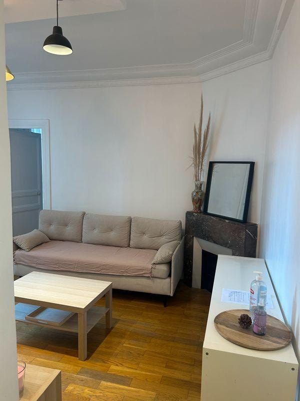 
                                                Location
                                                 Location appartement meublé Montrouge 32m2