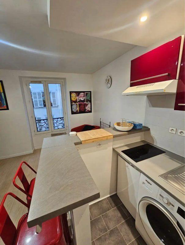 
                                                Location
                                                 Location appartement meublé Paris 10