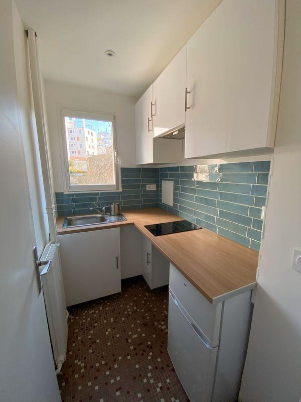 
                                                Location
                                                 Location appartement meublé Paris 19e