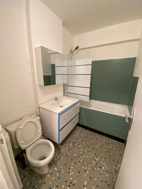 
                                                Location
                                                 Location appartement meublé Paris 19e