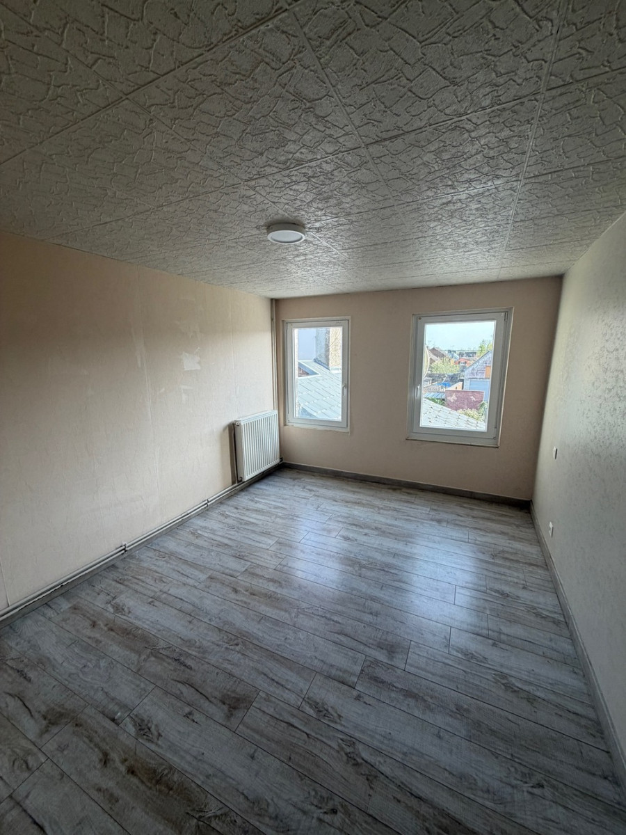 
                                                Location
                                                 LOCATION - APPARTEMENT - SIGNY-LE-PETIT📍
