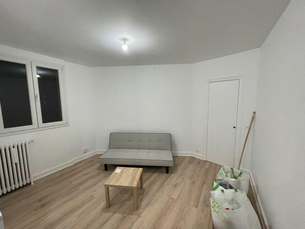 
                                                Location
                                                 Location appartement studio à Clichy