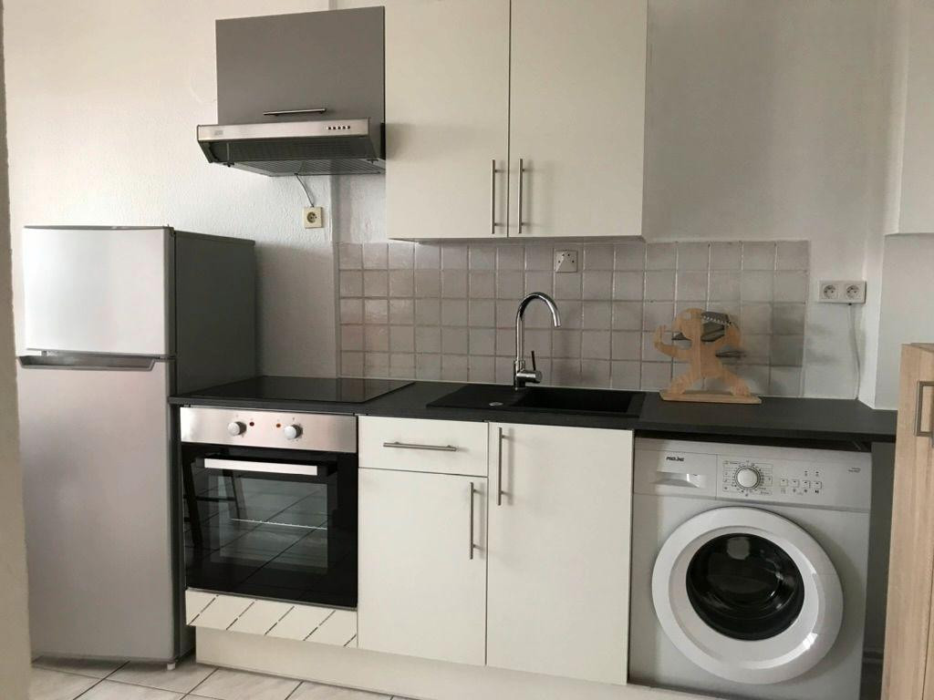 
                                                Location
                                                 Location appartement T2