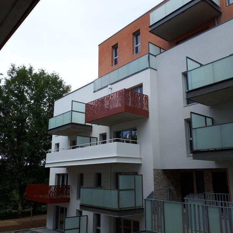 
                                                Location
                                                 Location appartement T2