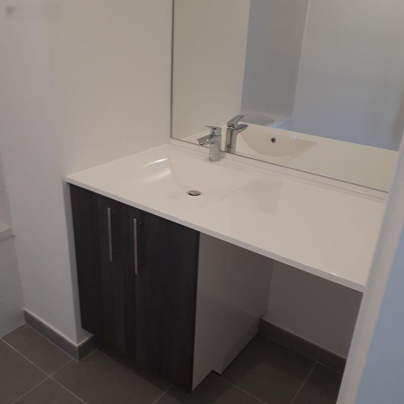
                                                Location
                                                 Location appartement T2