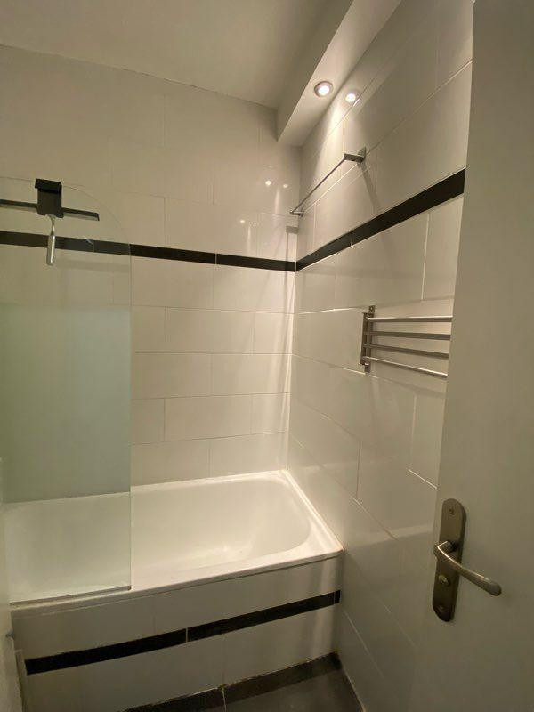 
                                                Location
                                                 Location appartement T2 Paris