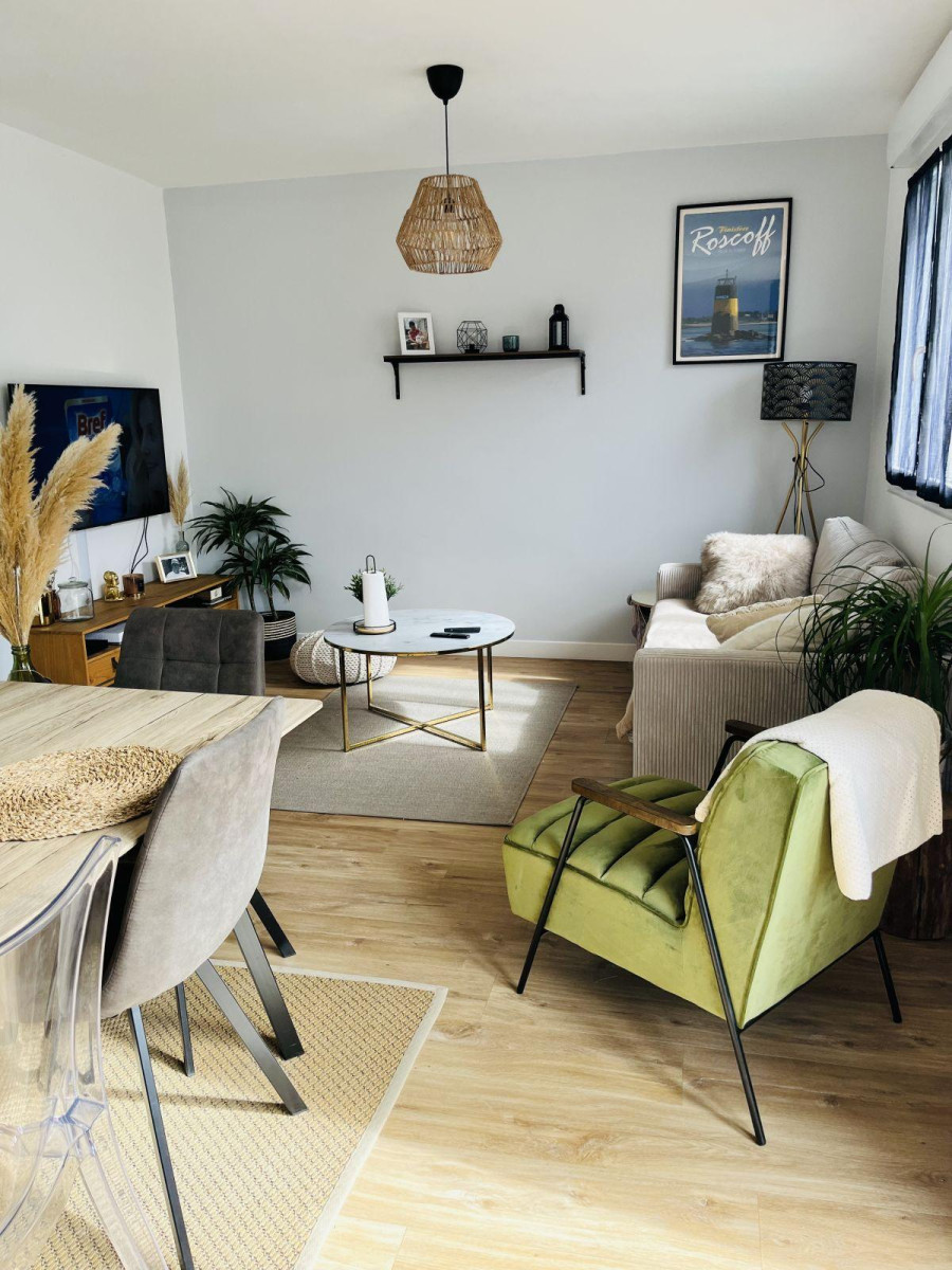 
                                                Location
                                                 Location appartement T3 meublé quartier Montaigne