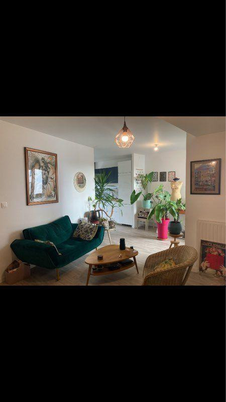 
                                                Location
                                                 Location appartement Villejean