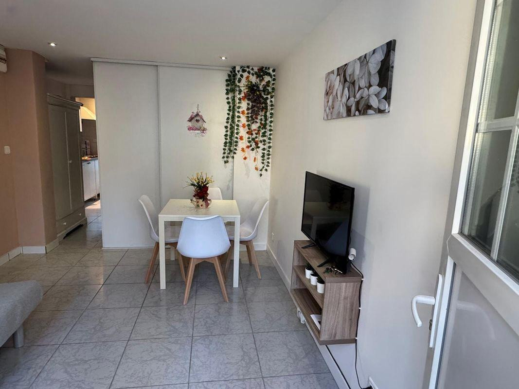 
                                                Location
                                                 Location au centre de Bondy