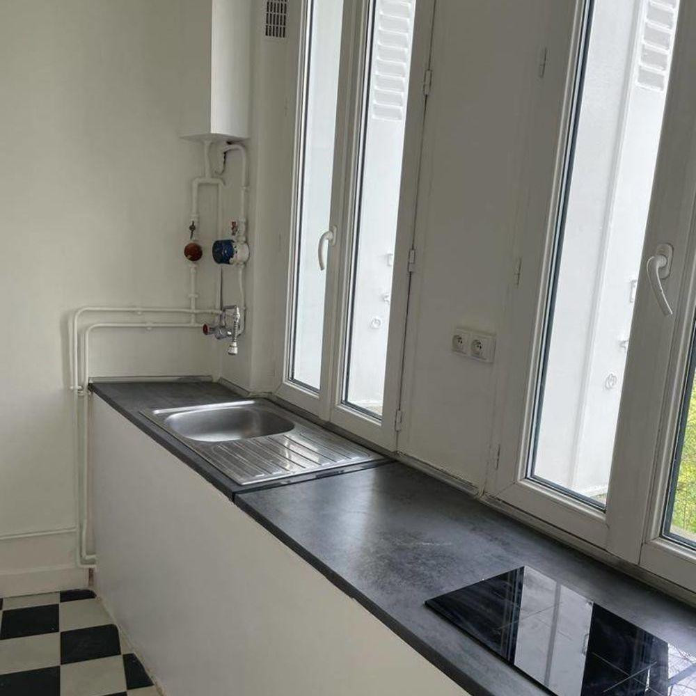 
                                                Location
                                                 Location beau studio lumineux Paris 19ème