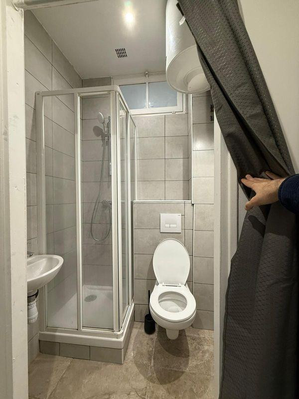 
                                                Location
                                                 Location bien meublé neuf 18m² - Batignolles