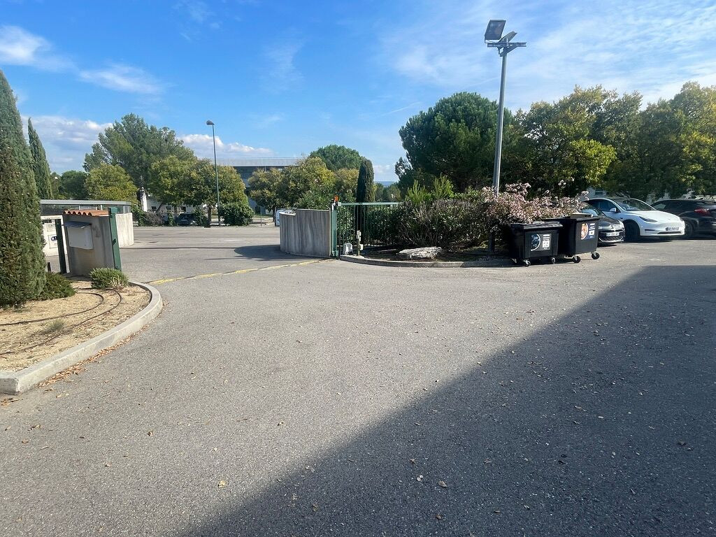 
                                                Location
                                                 Location Bureaux Aix-en-Provence 13100