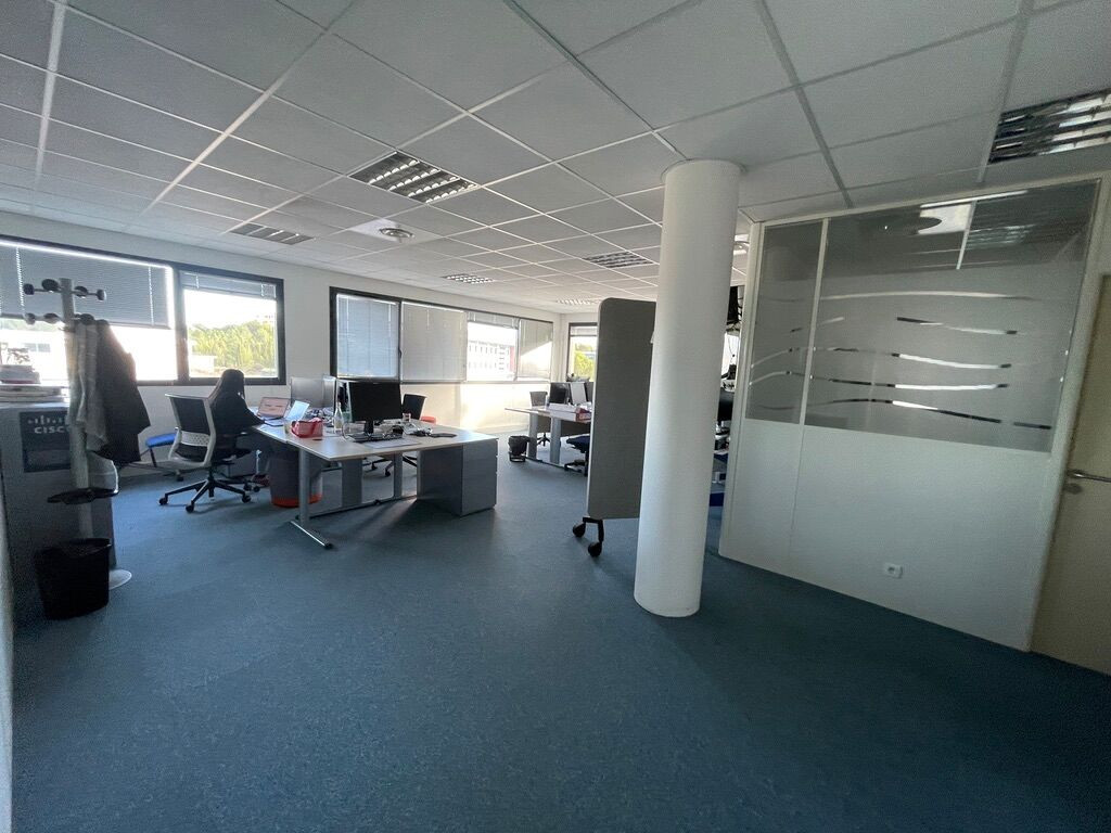 
                                                Location
                                                 Location Bureaux Aix-en-Provence 13100
