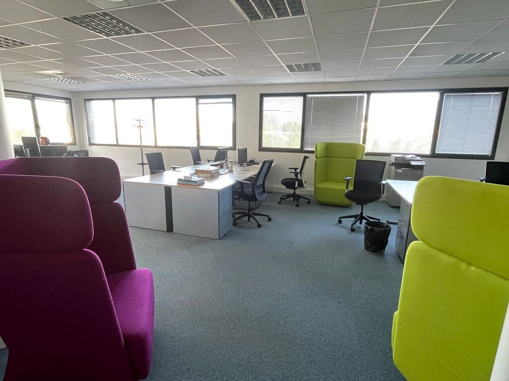 
                                                Location
                                                 Location Bureaux Aix-en-Provence 13100