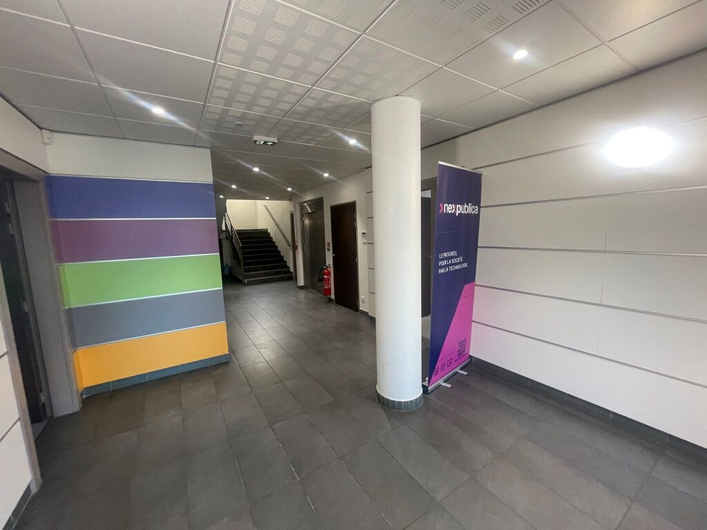 
                                                Location
                                                 Location Bureaux Aix-en-Provence 13100
