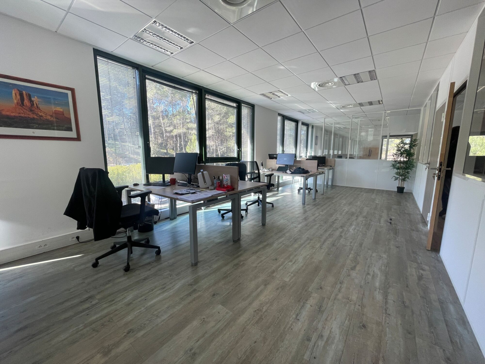 
                                                Location
                                                 Location Bureaux Aix-en-Provence 13290