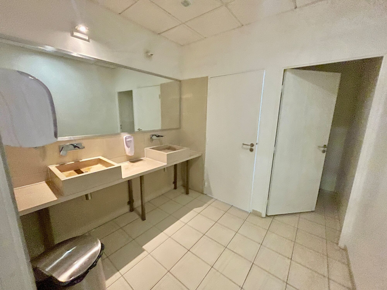 
                                                Location
                                                 Location Bureaux Aix-en-Provence 13290