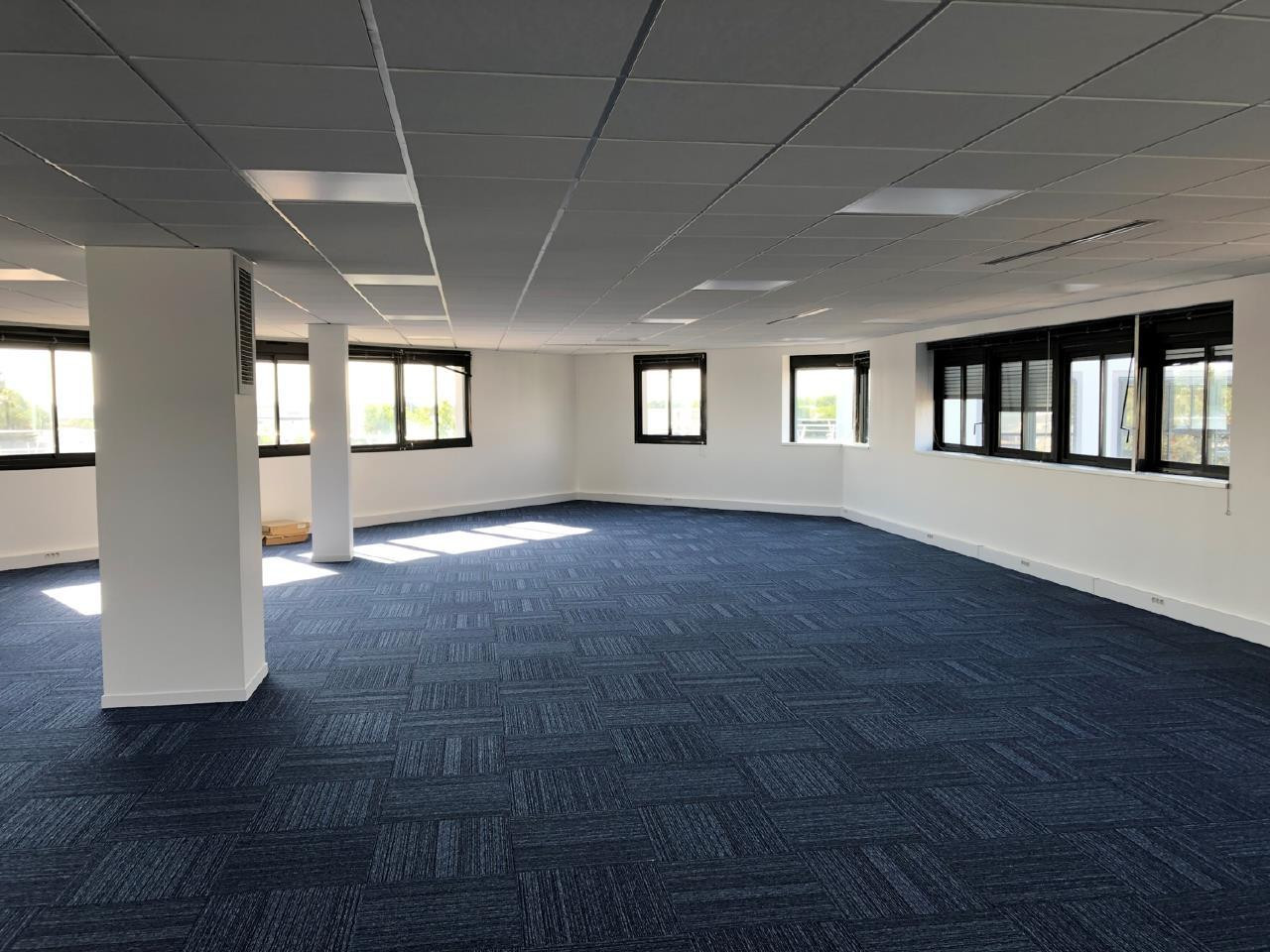 
                                                Location
                                                 Location Bureaux Bouguenais 44340