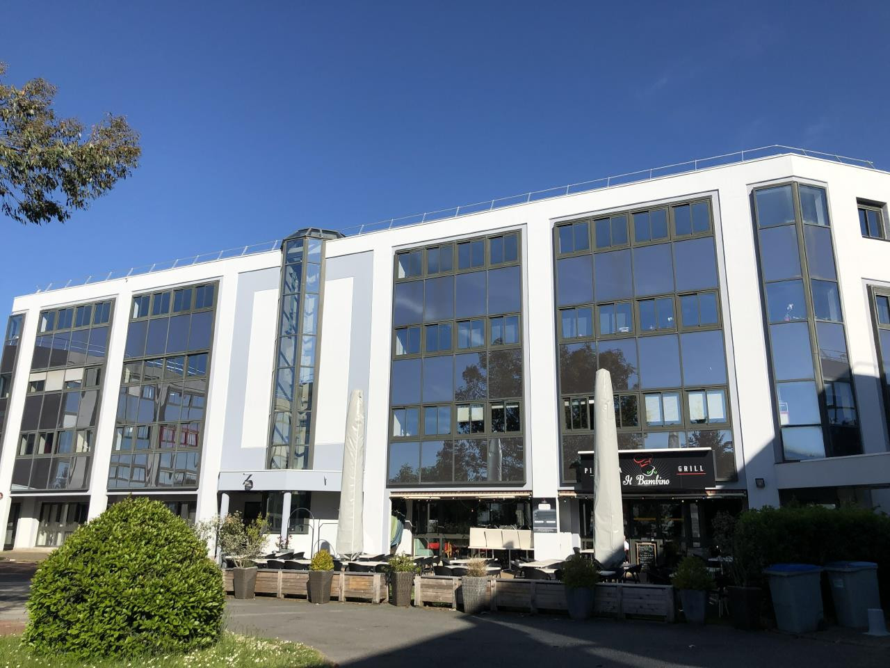 
                                                Location
                                                 Location Bureaux Bouguenais 44340