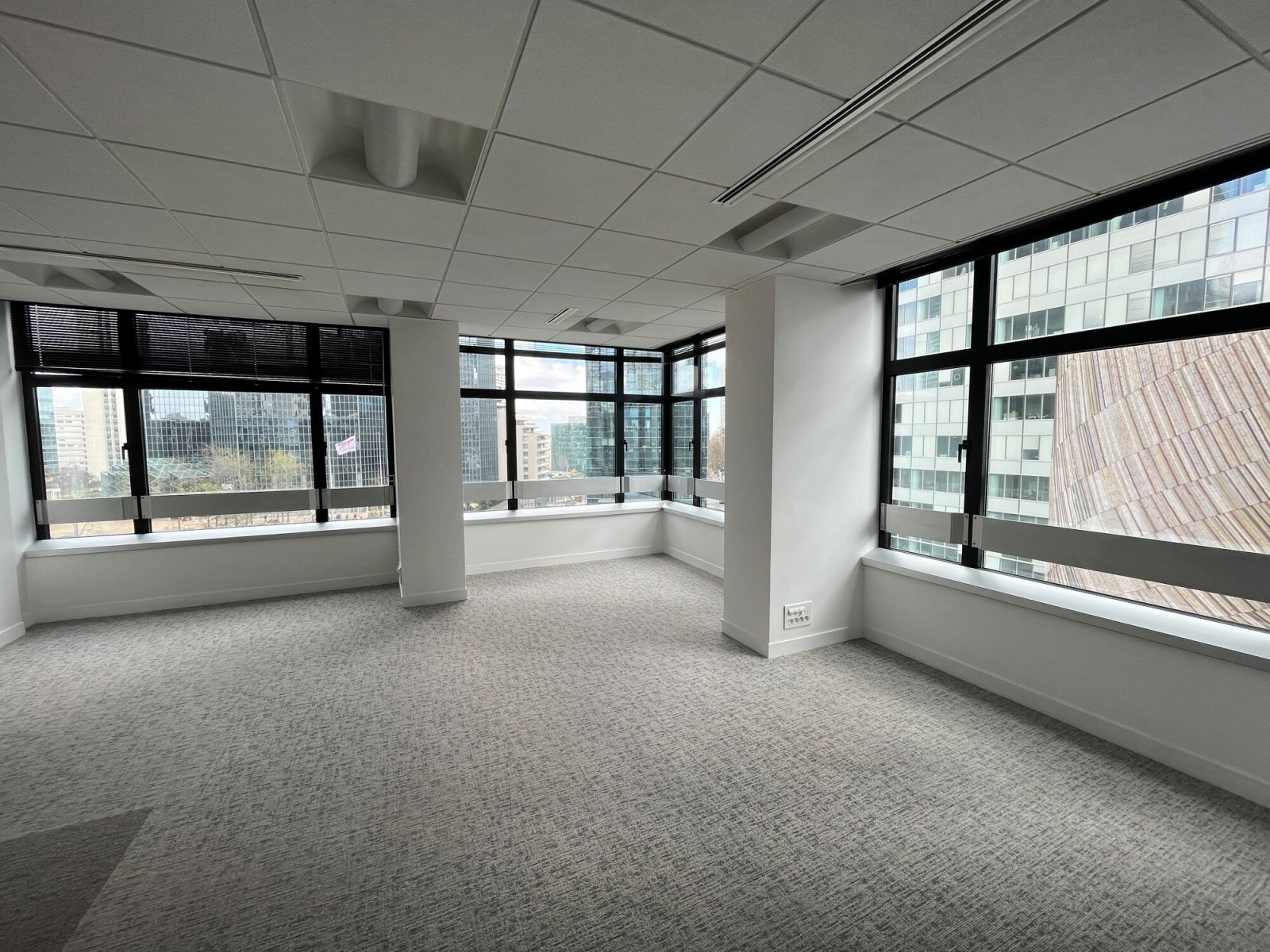 
                                                Location
                                                 Location Bureaux Courbevoie 92400