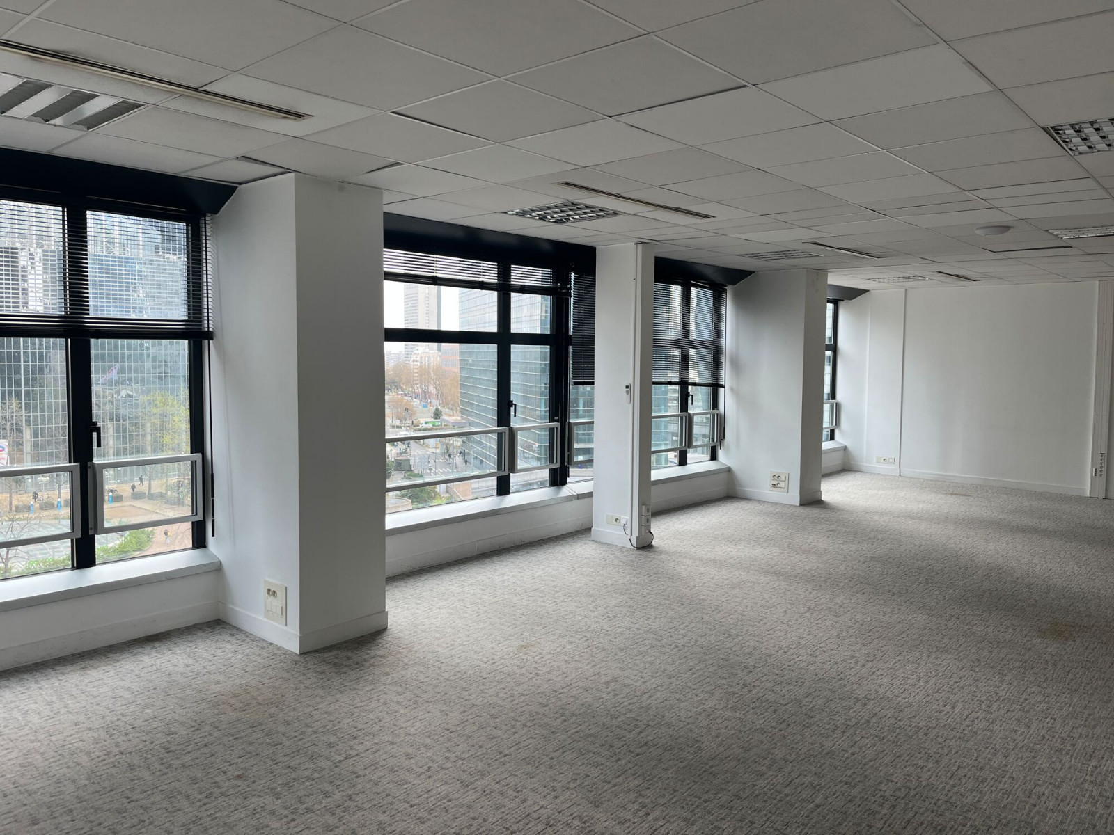 
                                                Location
                                                 Location Bureaux Courbevoie 92400