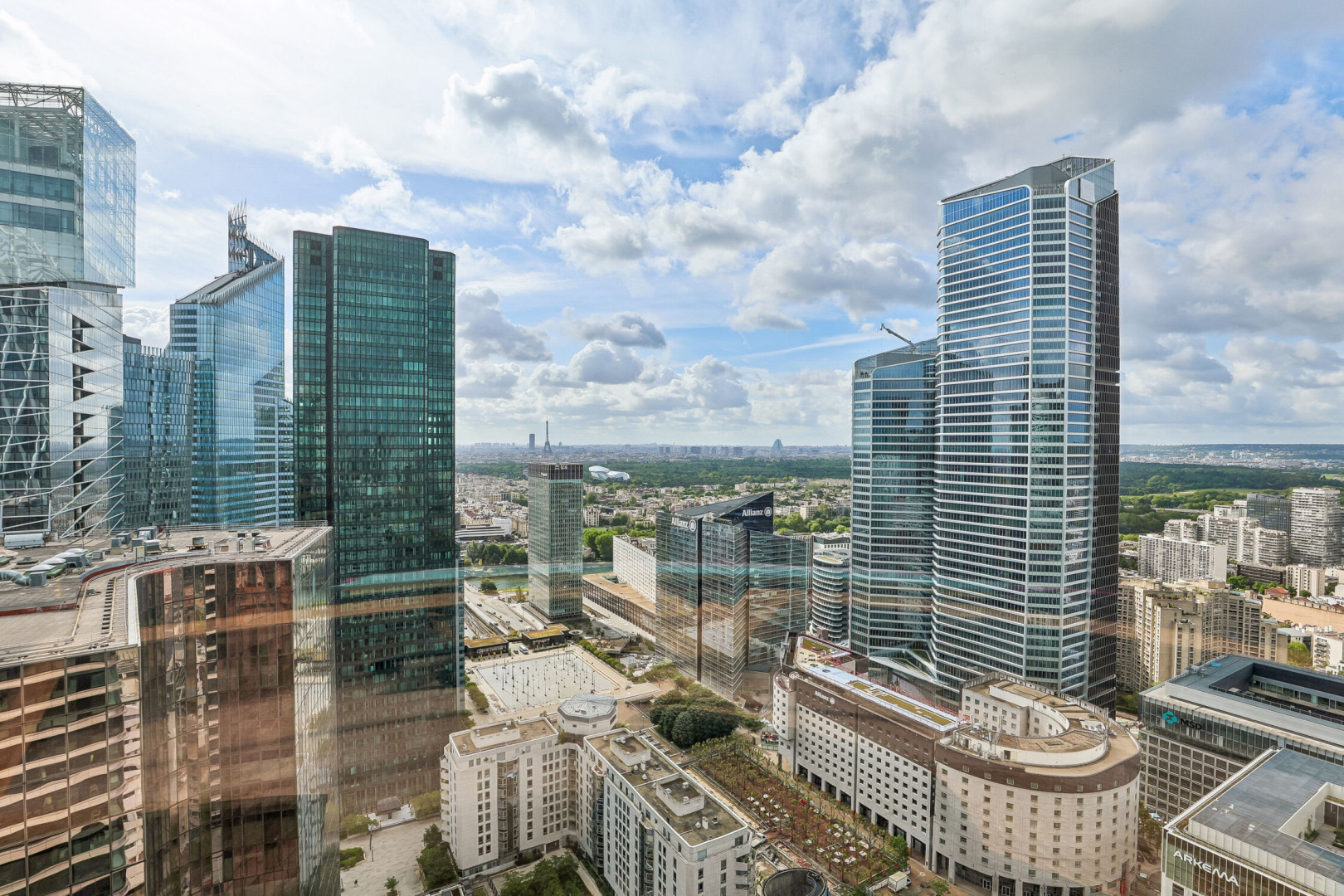 
                                                Location
                                                 Location Bureaux Courbevoie 92400