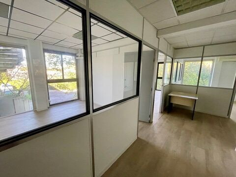 
                                                Location
                                                 Location Bureaux Gémenos 13420