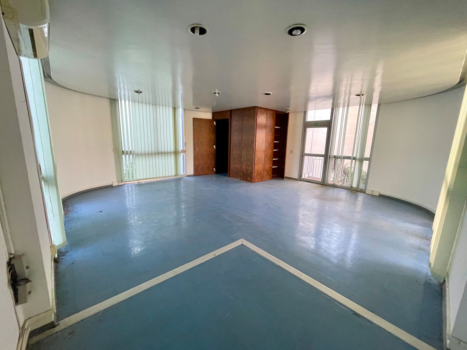 
                                                Location
                                                 Location Bureaux Gémenos 13420