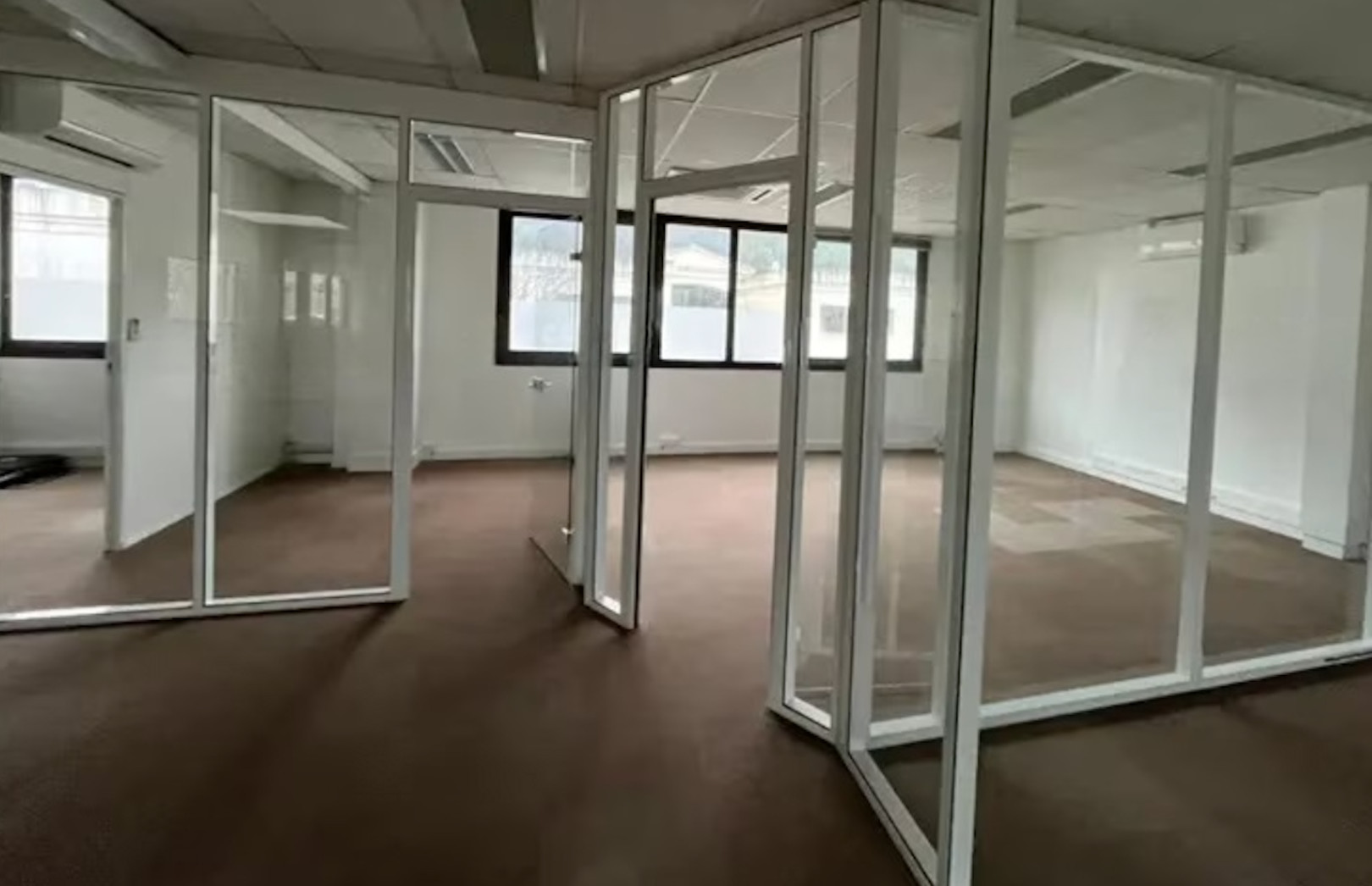 
                                                Location
                                                 Location Bureaux Gémenos 13420