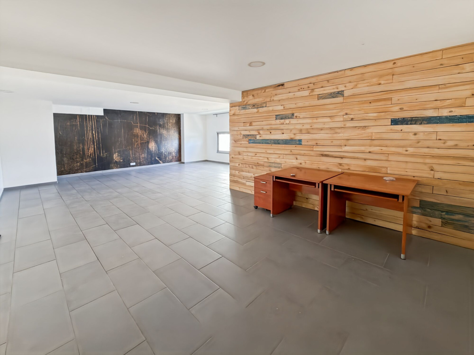 
                                                Location
                                                 Location Bureaux La Penne-sur-Huveaune 13821