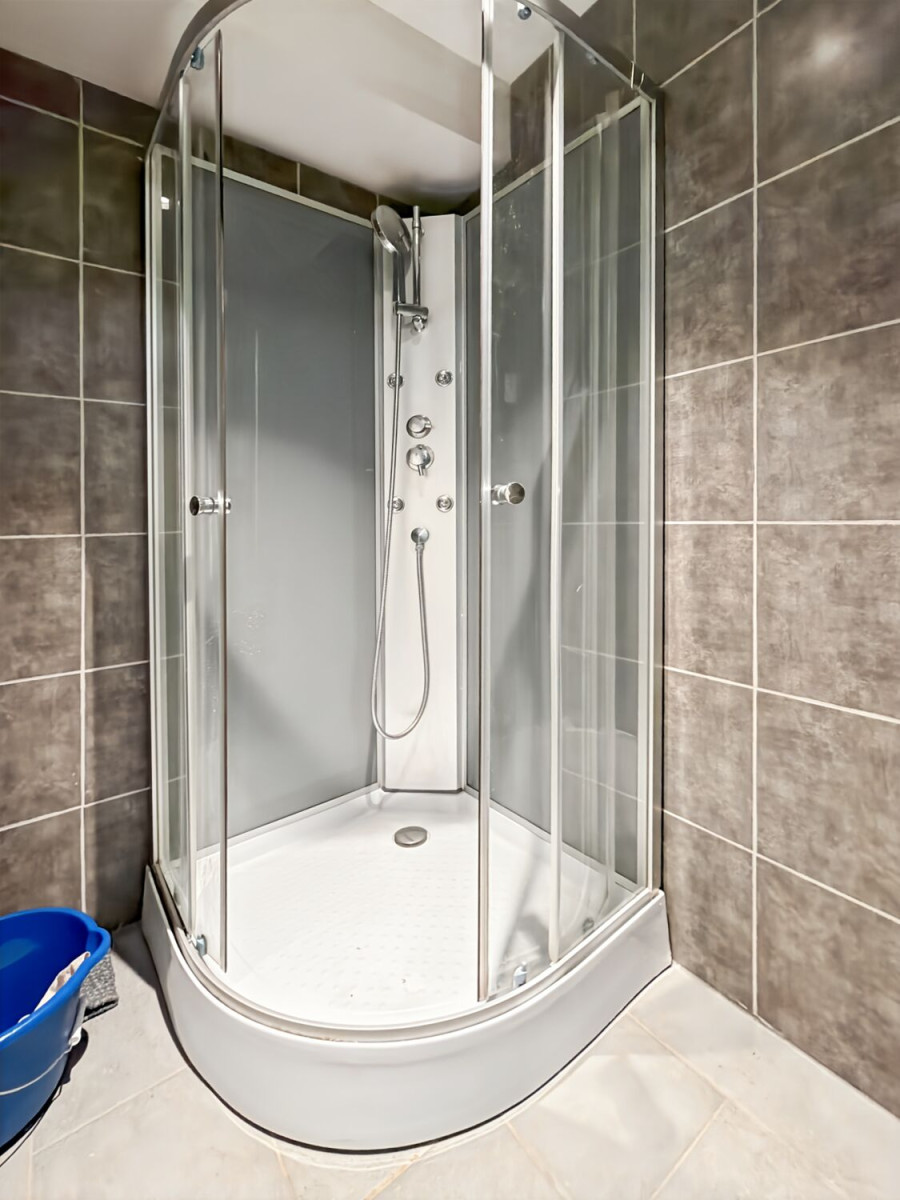 
                                                Location
                                                 Location Bureaux La Penne-sur-Huveaune 13821