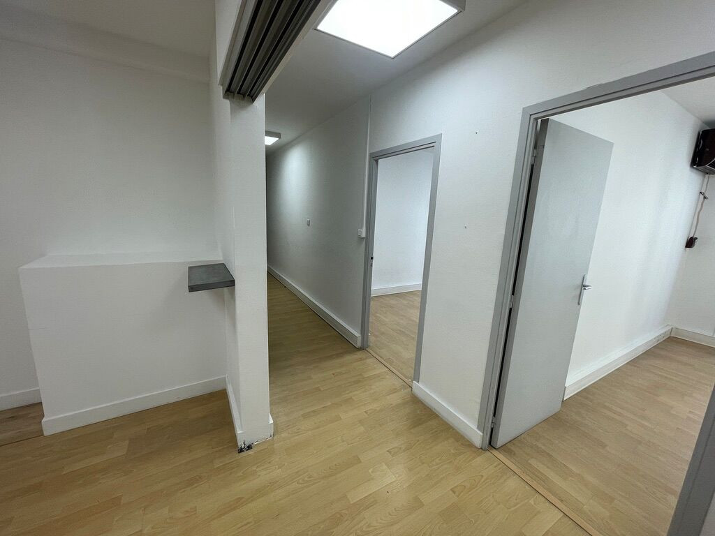 
                                                Location
                                                 Location Bureaux Marseille 13001