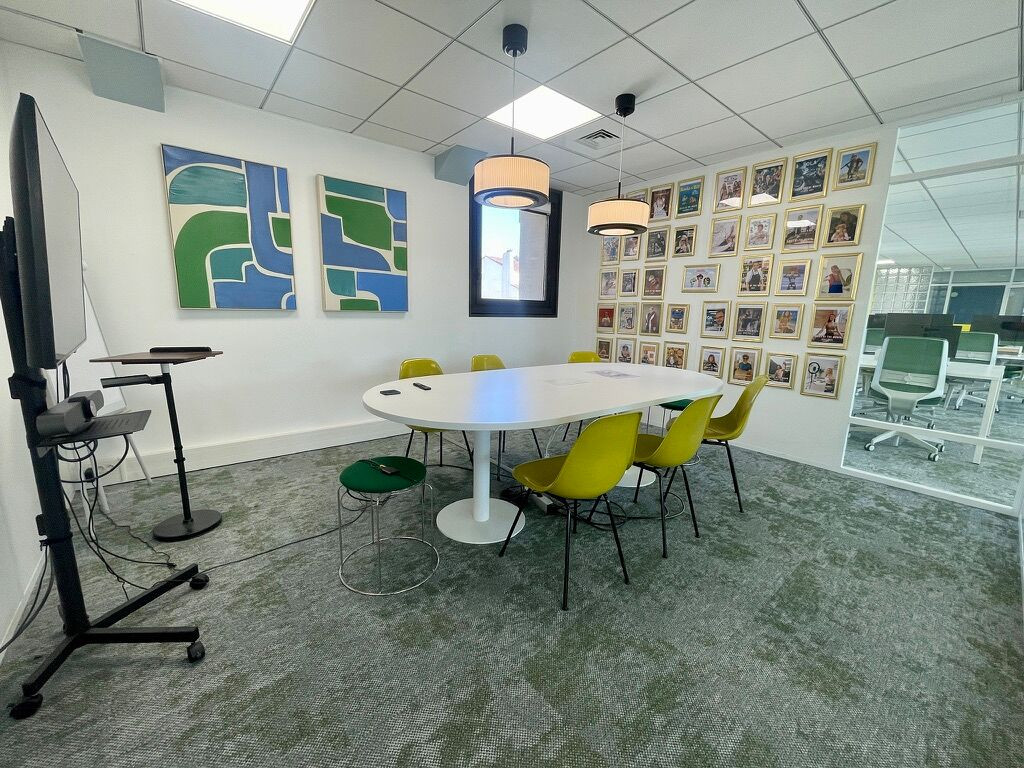 
                                                Location
                                                 Location Bureaux Marseille 13001