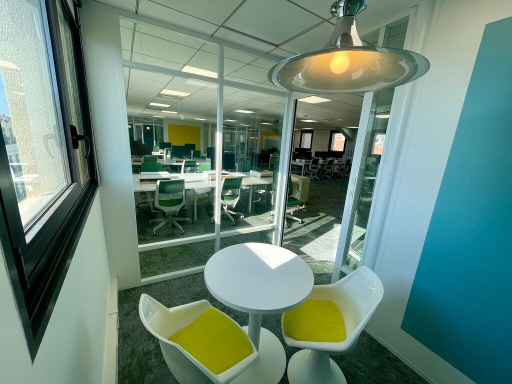 
                                                Location
                                                 Location Bureaux Marseille 13001