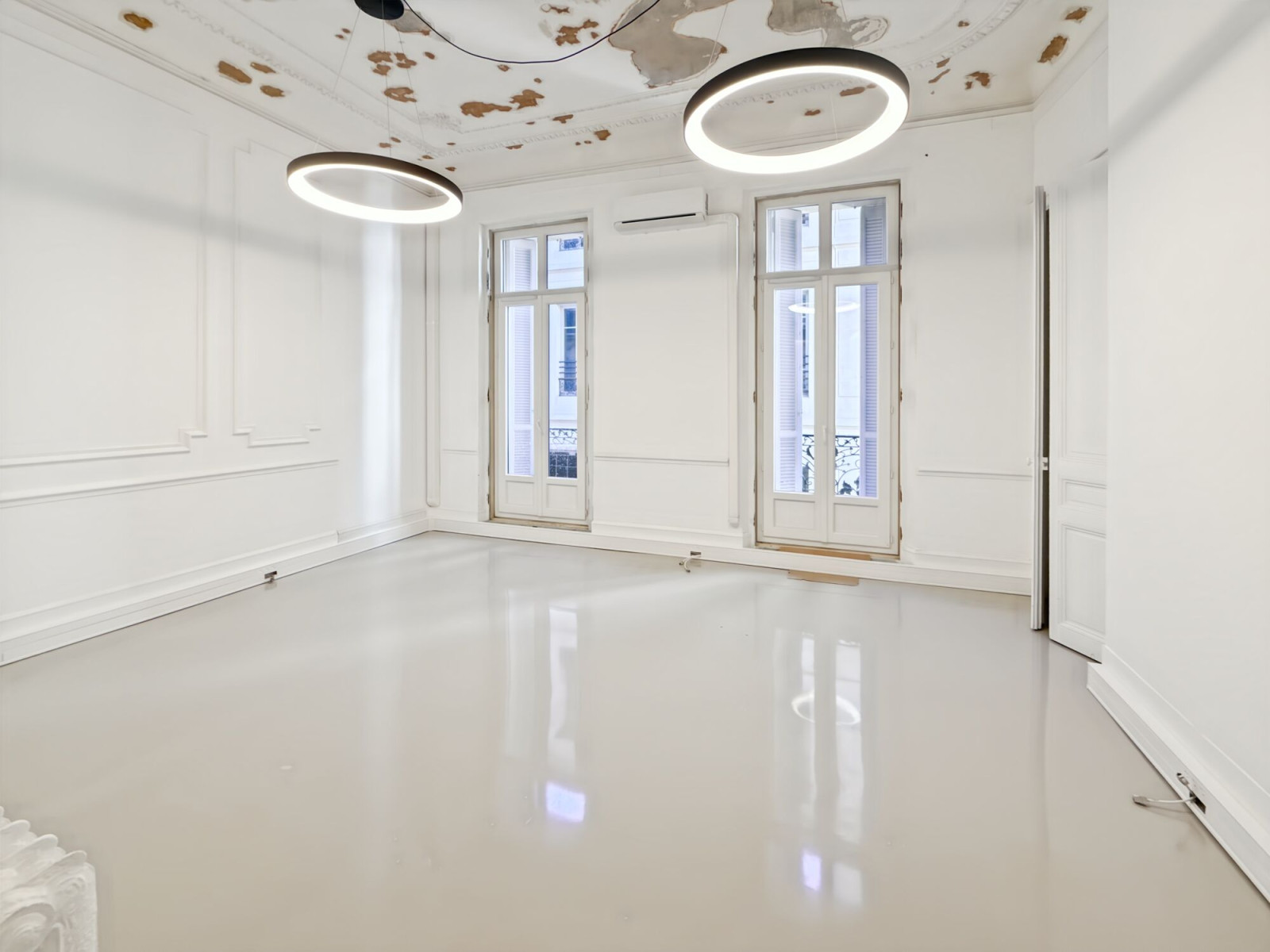 
                                                Location
                                                 Location Bureaux Marseille 13001